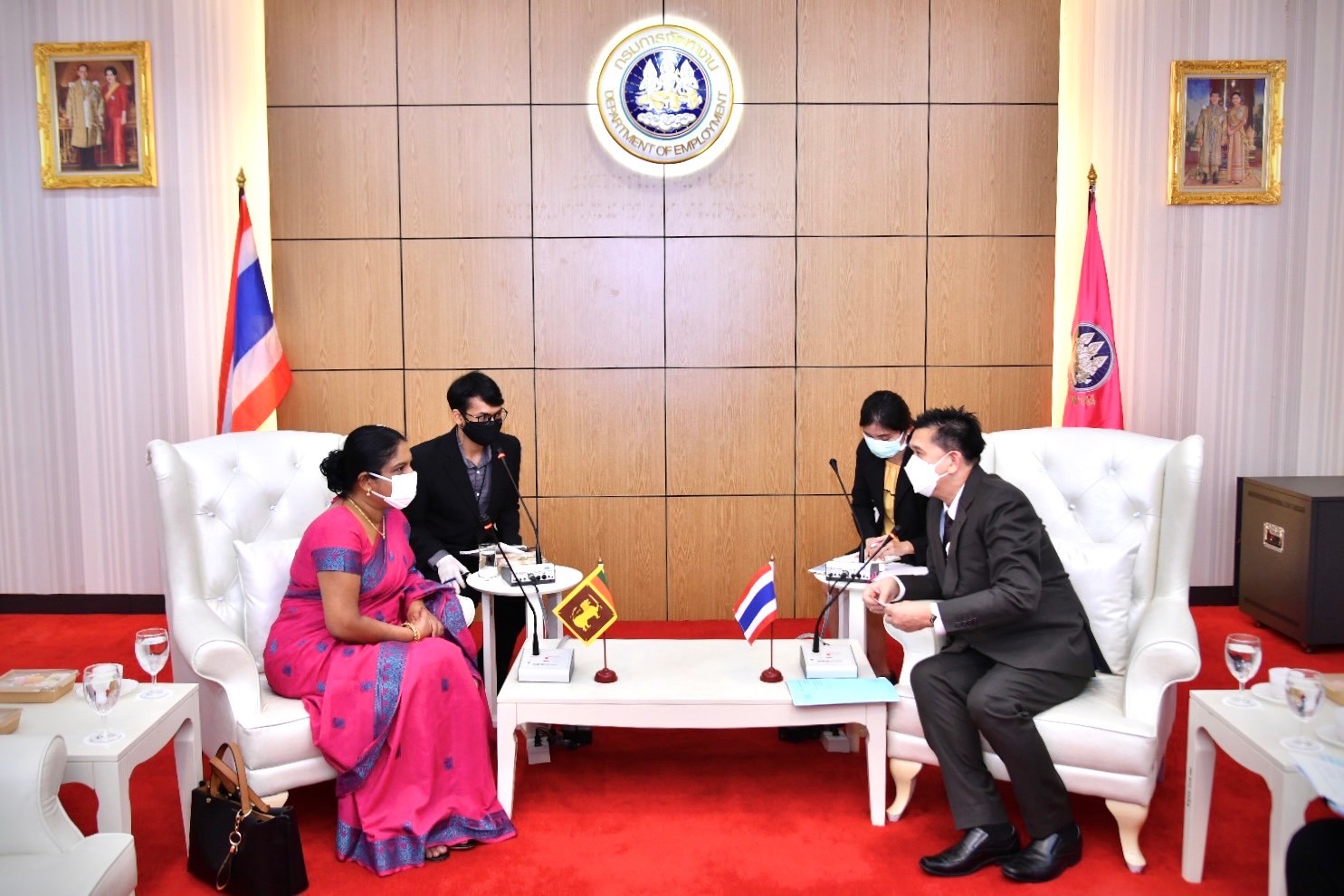 Ambassador of Sri Lanka to the Kingdom of Thailand and Permanent Representative to the UNESCAP, C.A. Chaminda I. Colonne called on the Ministry of Labour, Director General of the Department of Employment in Thailand, Pairoj Chotikasathien on 17.03.2022 and discussed on enhancing employment opportunities in Thailand for Sri Lanka