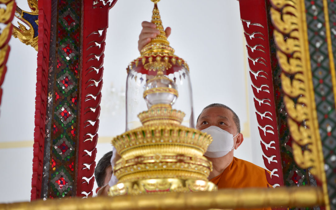 The Lord Buddha’s relics from Malwatta Temple to be enshrined at Phra Maha Chedi Phra Upali Maha Mongkol