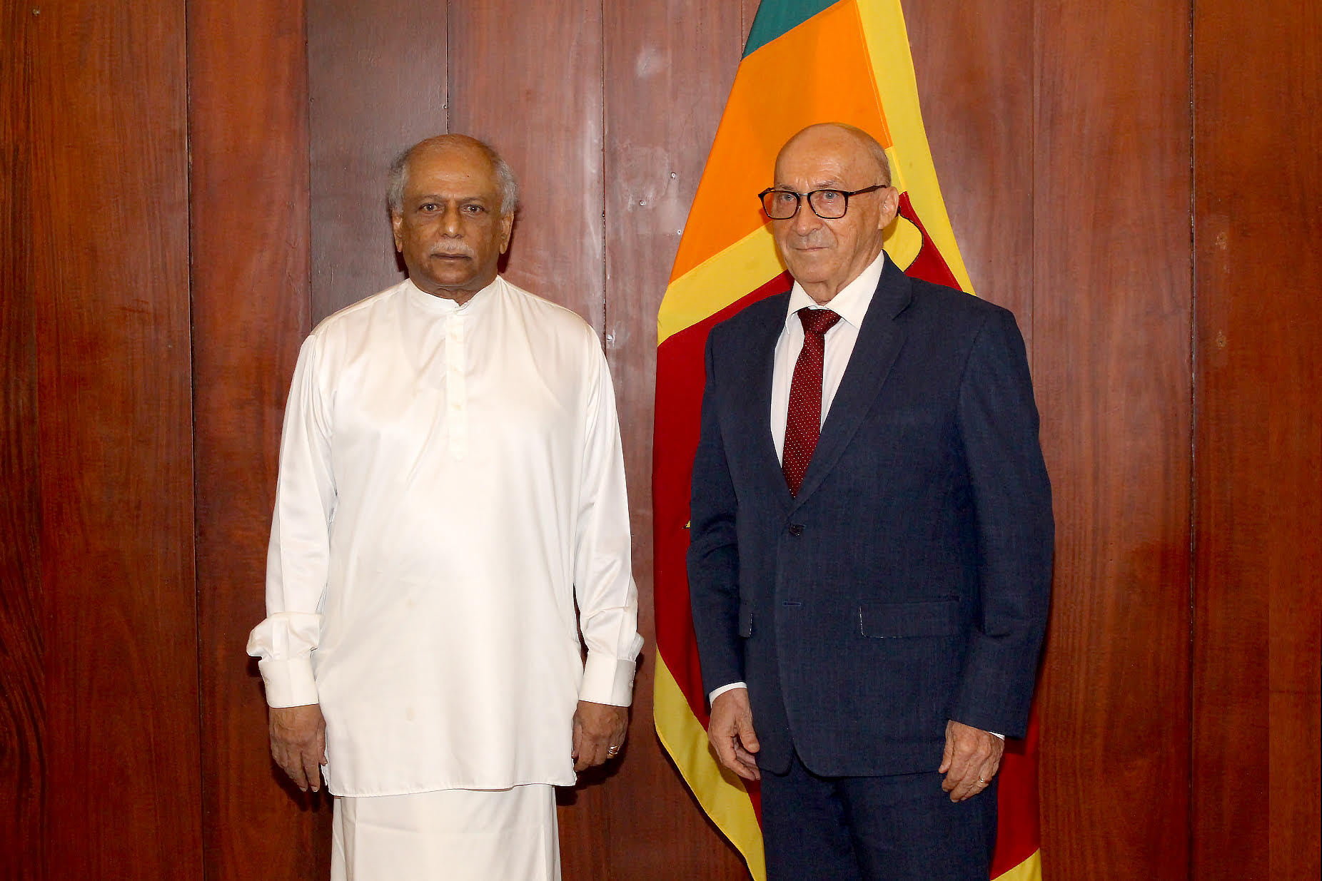 Foreign Minister Dinesh Gunawardena meets CDA of Romania to review bilateral cooperation