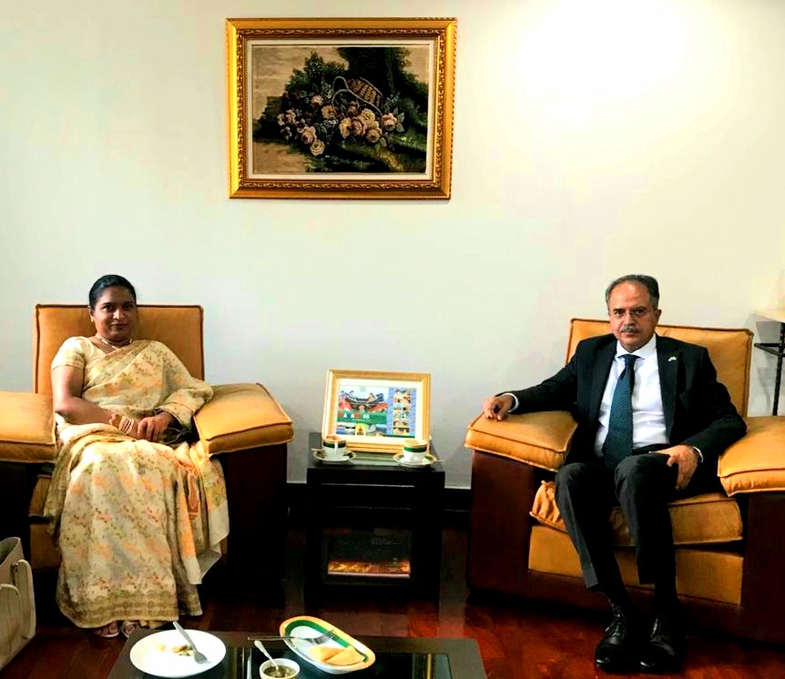 Ambassador of Sri Lanka to Thailand paid a courtesy call on Ambassador of Pakistan to Thailand