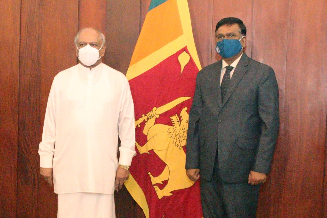 WFP to Sri Lanka presents his credentials to Foreign Minister 