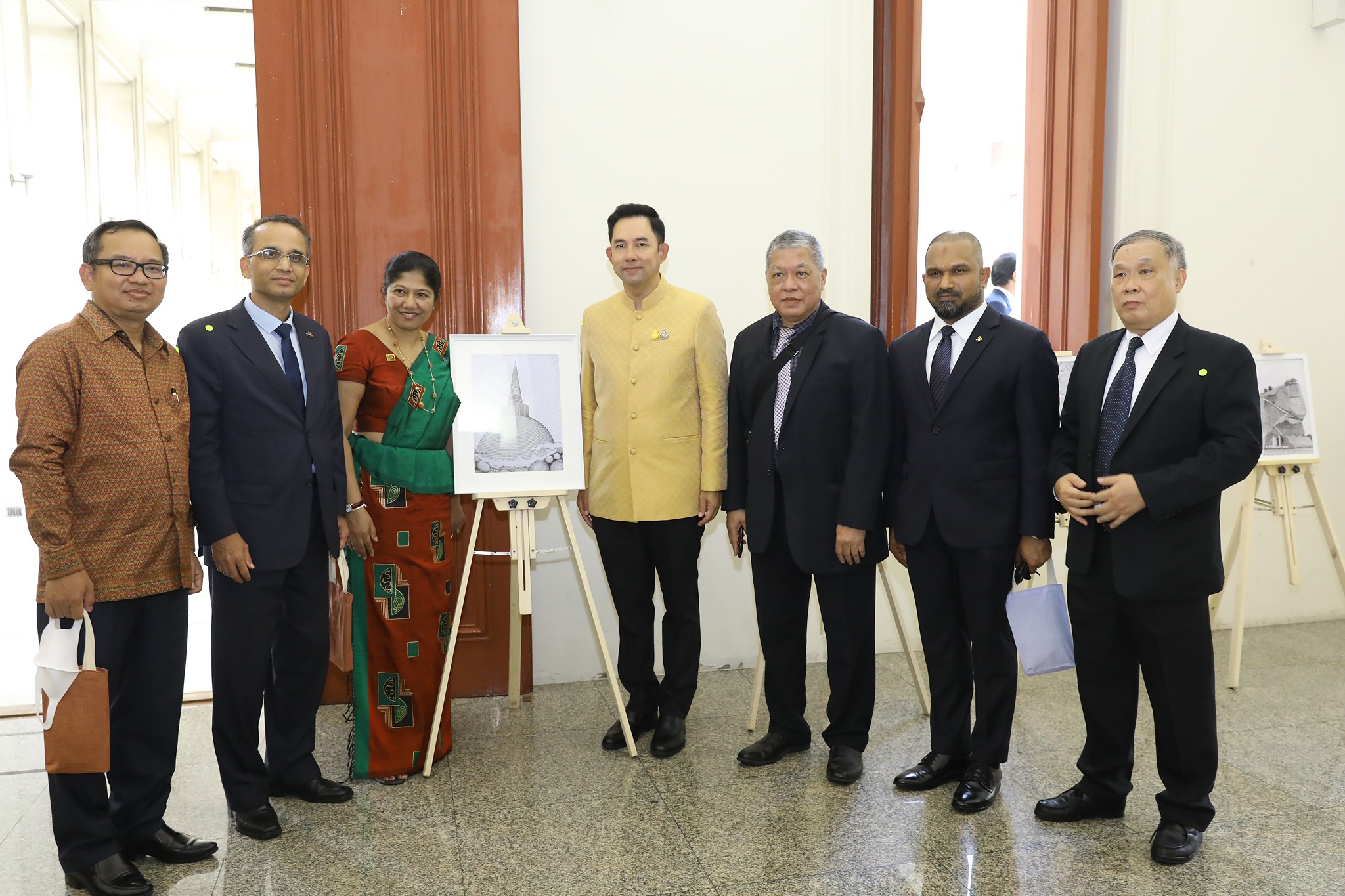 Mini Exhibition of 'Yukyur Art' Inspired by Sri Lanka held in Bangkok