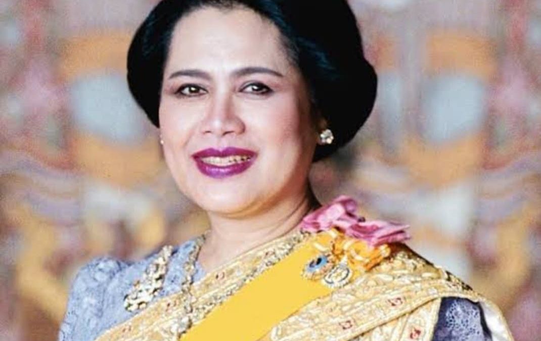 91st birthday long live Queen Sirikit!