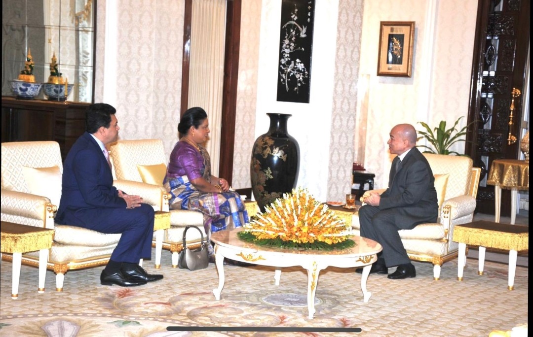 Sri Lanka Ambassador to Cambodia Chaminda Colonne and Spouse Stephen Senanayake was granted a farewell audience by His Majesty King Preah Bat Norodom Sihamoni on 22nd July 2024
