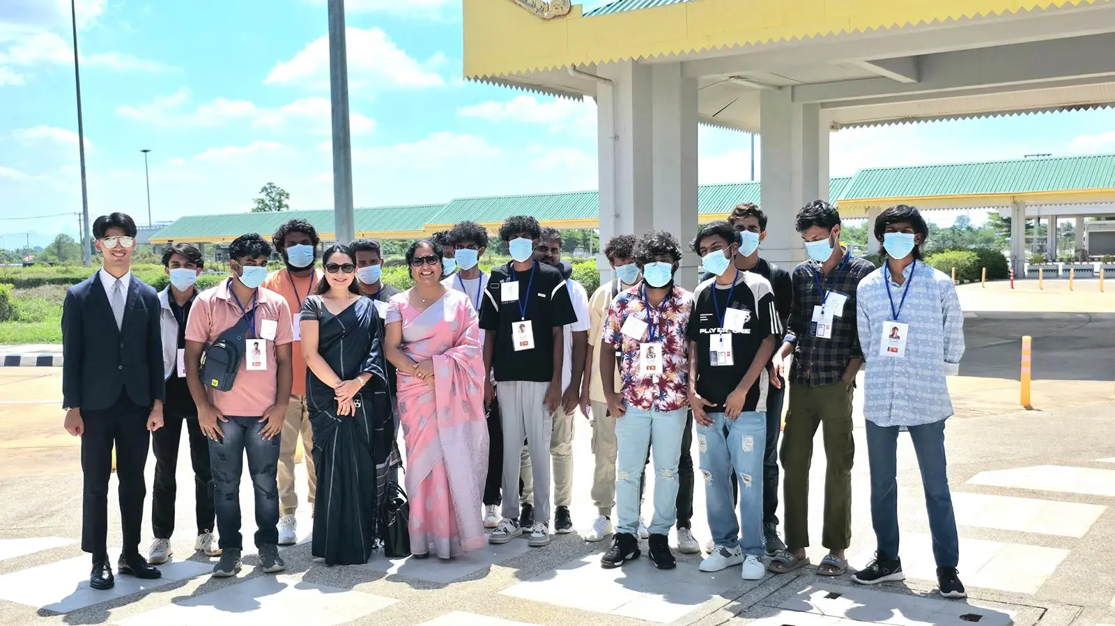 ประธานหอการค้าไทยและสภาหอการค้าแห่งประเทศไทย นำคณะผู้แทนเข้าร่วมงาน International Industry Expo-2024 และการประชุมสุดยอดการลงทุน DigiEcon Global Investment Summit ในศรีลังกา 1 15 Sri Lankans Rescued from Cybercrime Centres in Myawaddy, Myanmar to be Repatriated on 07 May 2025