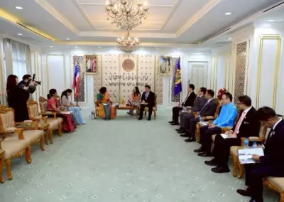 Ambassador of Sri Lanka meets Thai Minister of Labour to discuss Labour Cooperation