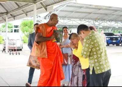 The Sri Lankan delegation discussed for bolstering religious and cultural affinity with Thailand.